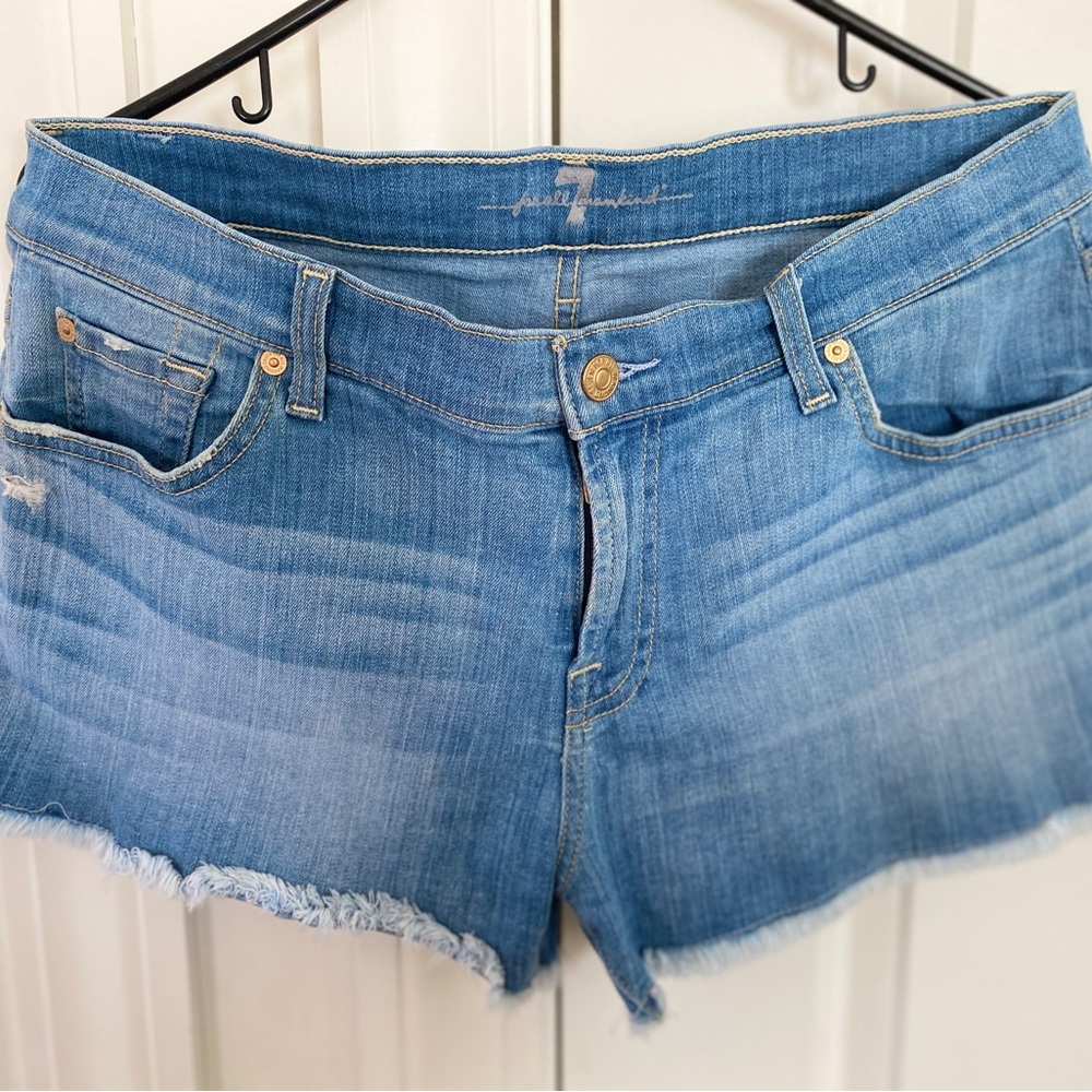 7 For All Mankind ~ Light Blue Denim Frayed Hem Women's Shorts